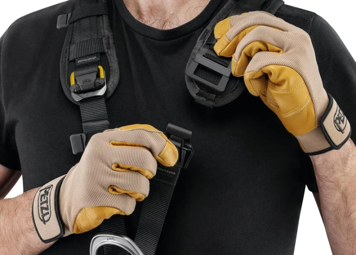 Petzl ASTRO® versión europea Arnés completo de trabajo para trabajos verticales de gran comodidad - Imagen 6