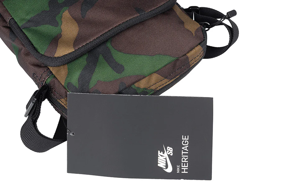 Bandolera Nike SB Heritage Smit-Aop Mochila Bolso - BA5849 210 - camuflaje - Imagen 4